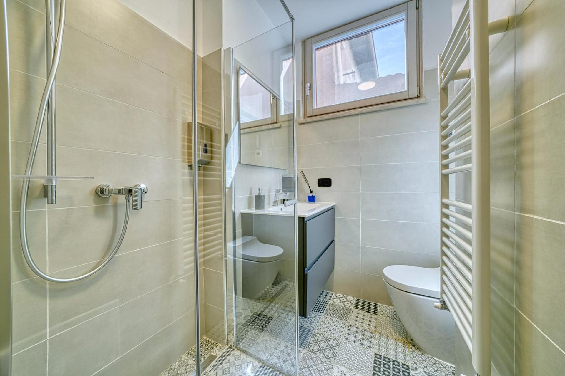 City Central Apartment Romantic Lakefront Balcony - Malcesine - Porto Vecchio 11 المظهر الخارجي الصورة